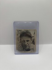 Top 10 Lefty Gomez Baseball Cards 24