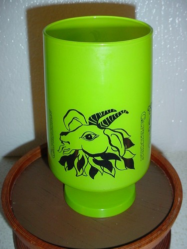 Vintage 1970s Capricorn Tiara Zodiac Pedestal Glass MCM Green - Picture 4 of 5