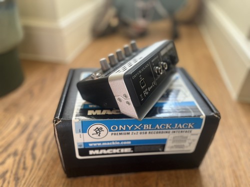 Mackie Onyx Blackjack 2x2 USB Recording Audio Interface - Picture 4 of 6