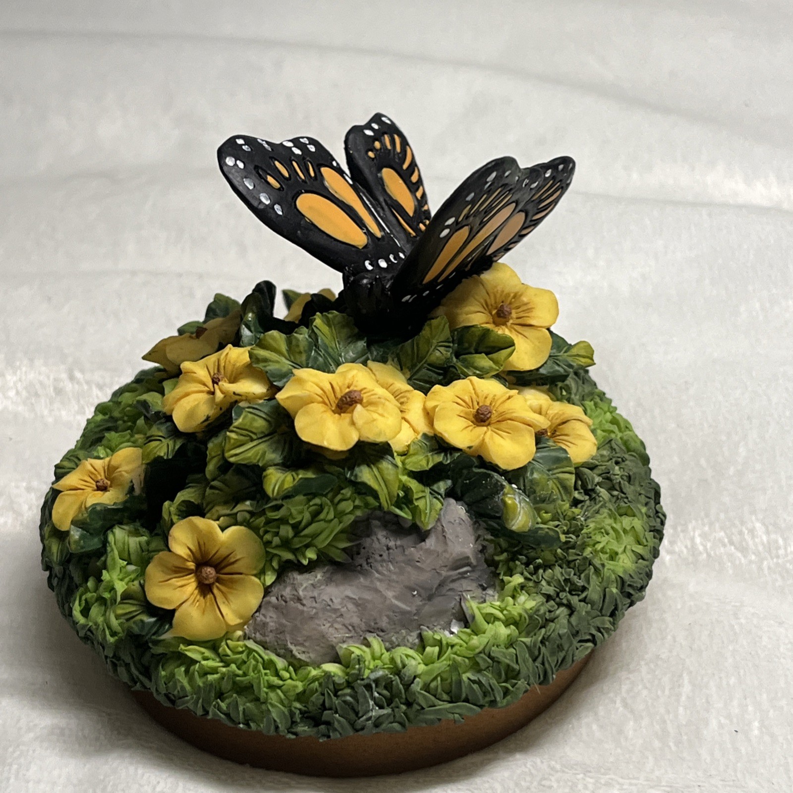 Picture 2 of 11