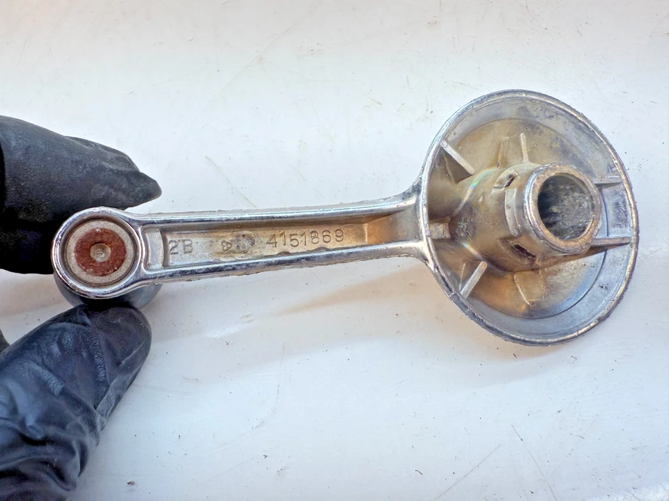 Manija de manivela de ventana de puerta Bel Air Impala 1949-1962 Chevy Corvette Bel Air OEM B79-8 Foto 4 de 4