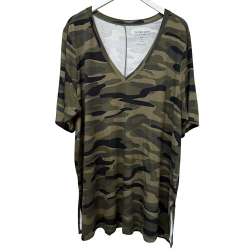 TORRID Super Soft Knits T-Shirt Plus Size 4X Olive Green Camo Womens V-Neck Top