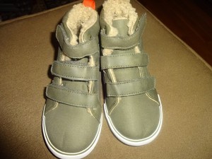 Gap-Baby-Toddler-Boys-Cozy-Sherpa-Lined-Hi-Top-Olive-Green-Shoes-Boots-Sneakers