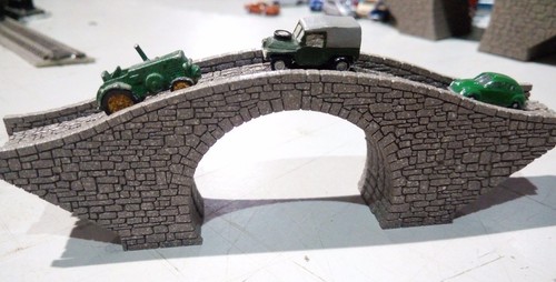 Z GAUGE LASER ENGRAVED STONE BRIDGE Z SCALE BRIDGE DOUBLE TRACK OVERPASS  - Picture 1 of 7