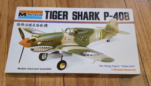 Monogram Tiger Shark P-40B scale 1:48 Open Box  - Picture 1 of 3