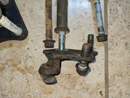 1986 TRX250 utility ATV Honda 1985 1987 trx 250a 2x4 fourtrax motor mount bolts - Picture 2 of 8
