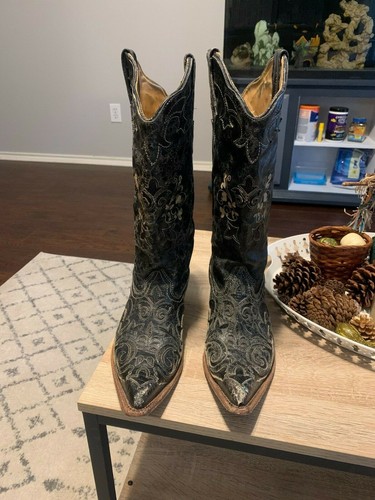Size 9 Corral Vintage Black Boots Women
