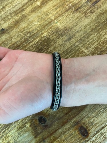 Mossimo Dutti Magnetarmband aus Leder & aufgerolltem Metall - Bild 2 von 5
