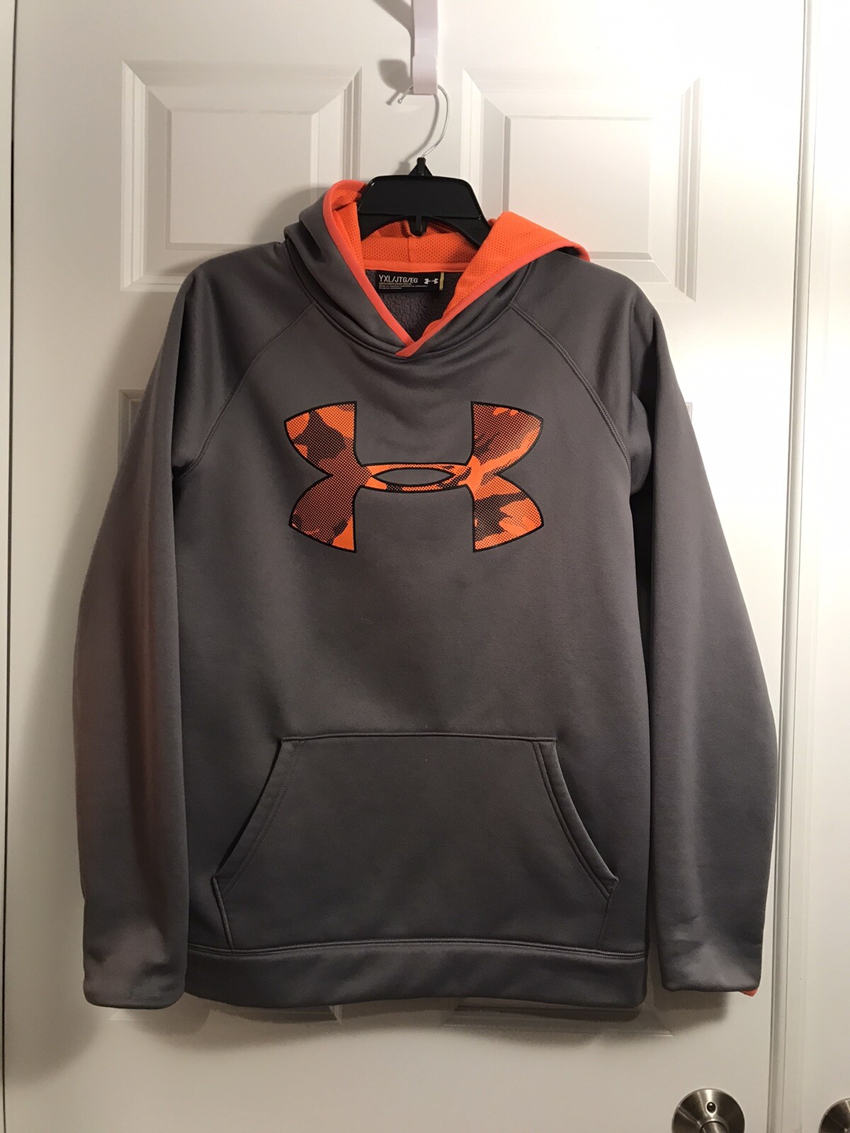 Picture 1 of 3