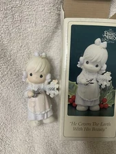 Precious Moments 1995 He Covers the Earth with His Beauty Figurine 142654