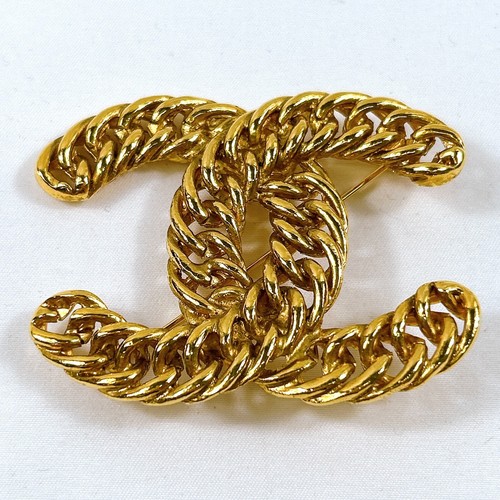 CHANEL Chain CC Logo COCO Brooch Goldtone Vintage Authentic accessory JAPAN - Picture 1 of 12