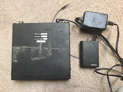 Telex FMR-100 Professional Wireless MIc Receiver And belt pack - Picture 3 of 5