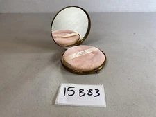 Souvenir compact Statue of Liberty New York Dosset fifth avenue makeup 15B83