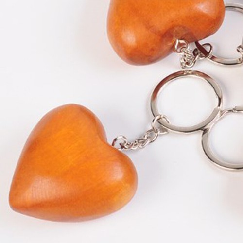 5PCS Wooden meilleur Heart Keychains Natural Hand-carved Heart Shape Wood Heart Key Ring