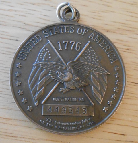 1776-1976 bronze Bicentennial medallion pendant Liberty Bell Providence, RI mint - Picture 2 of 4
