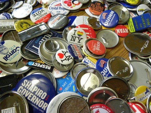 Vintage to Now Huge Pinback Button Lot Politics People Organizations 6+ lbs - Picture 6 of 16