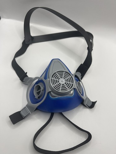 MSA 815444 Advantage 200 LS Half Mask Respirator W/Single Neckstrap Medium - Picture 6 of 24