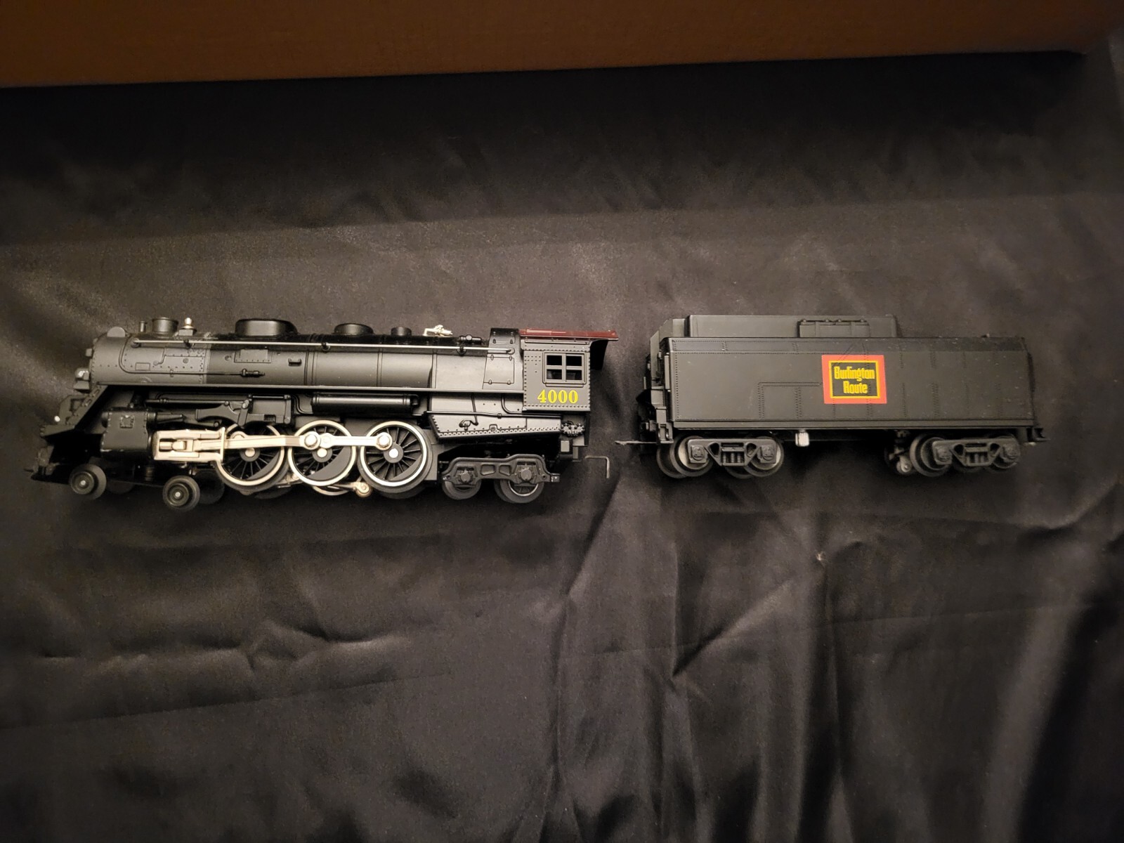Picture 4 of 8