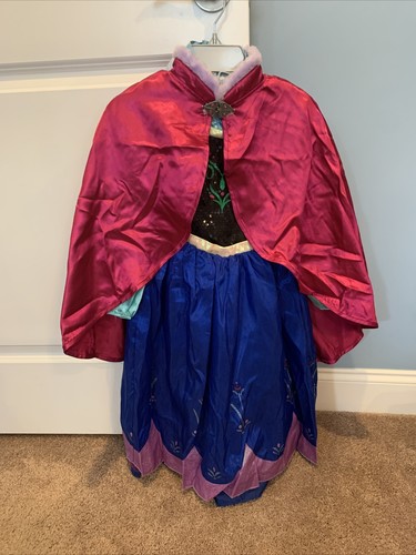 Disney Store Anna Halloween costume dress up size 5/6 cape and boots size 11/12 - Picture 2 of 12