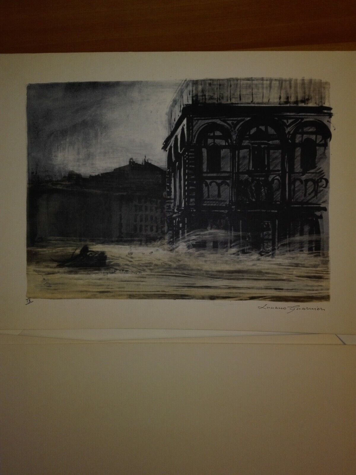 Foto 10 di 12