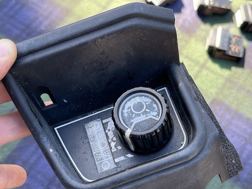 Jaguar XJS V12 Headlight Switch & Bezel - Picture 2 of 5