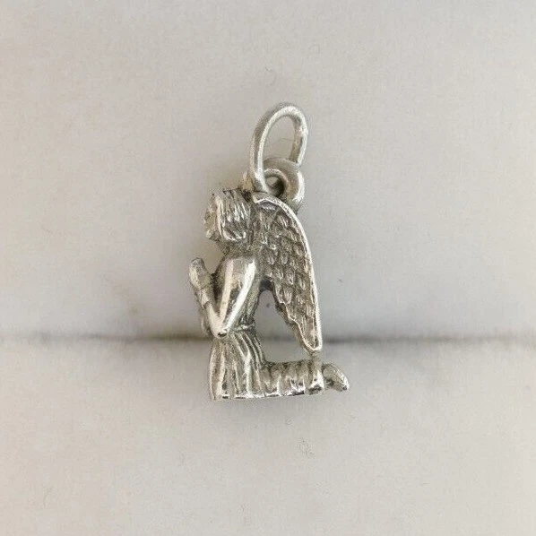 AUTHENTIC James Avery RETIRED Praying Kneeling Angel Charm