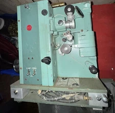 VINTAGE RCA MODEL 400 16mm FILM PROJECTOR & SPEAKER AS-IS circa 1950