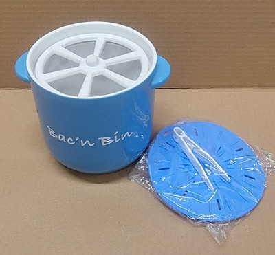 Chefologist Bac N Bin Bacon Cooker - BLUE - New (B2-A10)