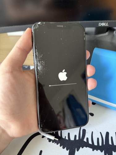 Apple iPhone 11 Unlocked 64GB Black 78% Battery Health - Picture 15 of 15