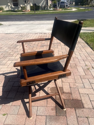 Vintage Mid-Century Black Leather Distressed Directors Chair by the Telescope - Picture 3 of 12