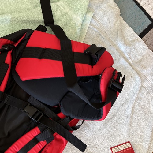 New Vintage Marlboro Adventure Team Duffle Bag Backpack X bag attached - Picture 11 of 24