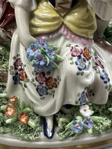 Dresden Carl Thieme GERMANY PORCELAIN FIGURINE Reading Couple Under Tree 10497 - Bild 4 von 15