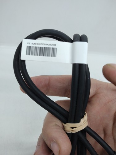 Lenovo ThinkPad Thunderbolt 4 Workstation Dock Split Cable SC10W36461 - Picture 5 of 6
