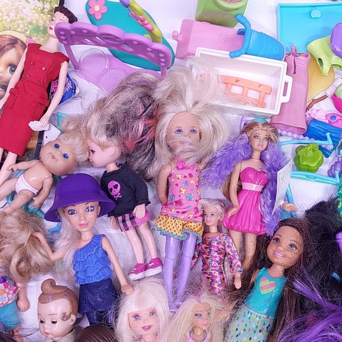 Vintage Lot 4 Lb Of Old Toys Figurines Random Accessories Attachments Mixed, See - Picture 18 of 24