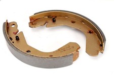 Juego de zapatas de frenos LPR 04660 para OPEL CORSA A TR (S83) 1 1982-1992