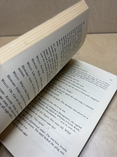 Death Of A Salesman by Arthur Miller ~ PB 26th Printing 1965 - Imagen 6 de 7