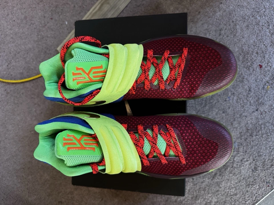 Tenis de baloncesto Nike Kyrie 2 NikeID para hombre talla 9,5 raros apenas usados Foto 3 de 4