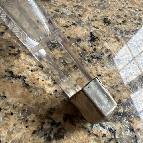 Antique Automobile Bud Vase, Etched Crystal With Silver tone Hardware. - 第 4/11 張圖片