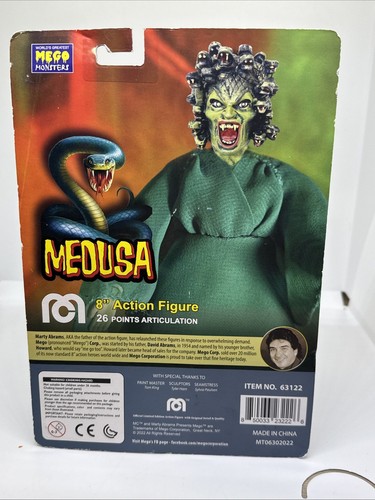 Mego Monsters MEDUSA 2022 8” HORROR Action Figure -- NEW / SEALED - Picture 5 of 5