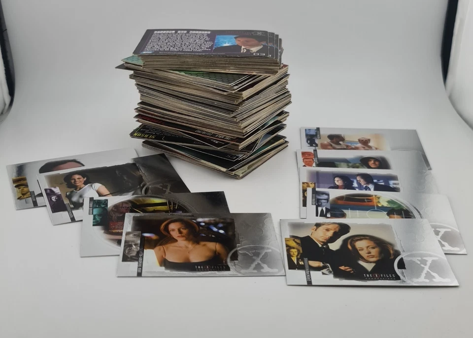 X-Files Topps Trading Card Cards Lot Bundle Shiney Mouler & Scully Collectable  - Image 3 of 4