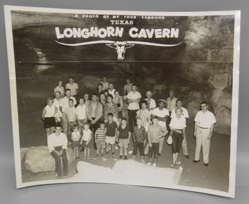 Foto de recuerdo vintage de la caverna Longhorn 8x10 blanco y negro años 60 State Park Burnet TX - Imagen 2 de 10