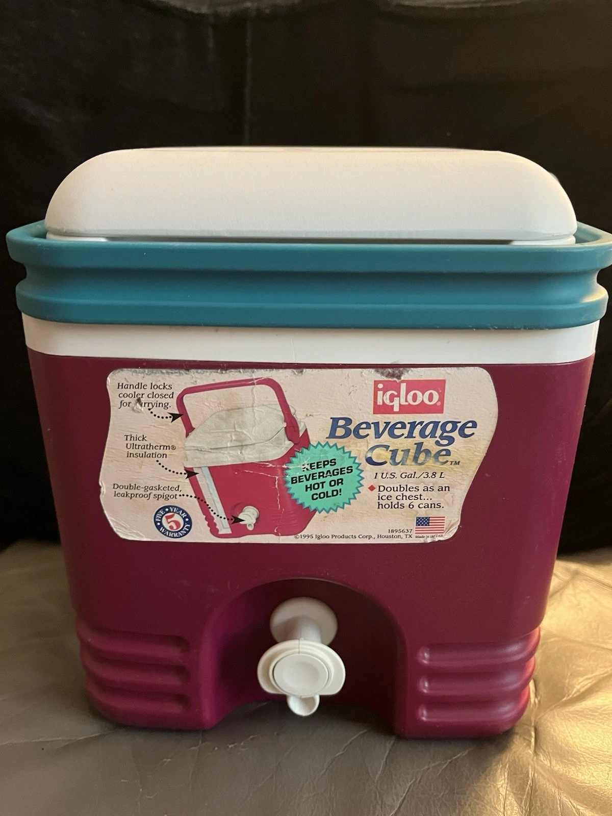Vtg 90s Igloo Beverage Cube 6 Can Cooler Magenta White & Teal Handle Ice Chest