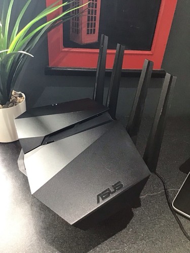 ASUS DSL-AX82U AX5400 dual-band WiFi 6 xDSL modem gaming router. VGC . ⭐️ - Afbeelding 5 van 9