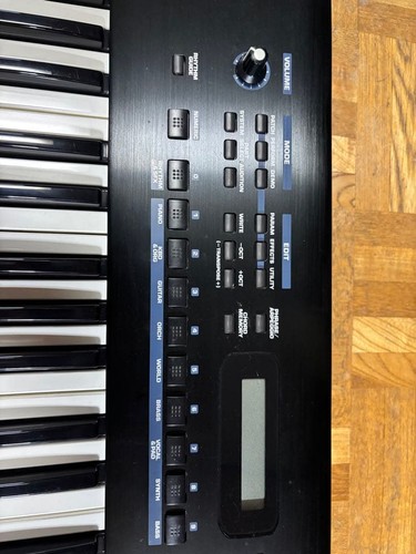 Roland JUNO-D 61-Key Synthesizer Broken Junk Unit w/ Pedal & Cables Set From JP - Picture 5 of 19