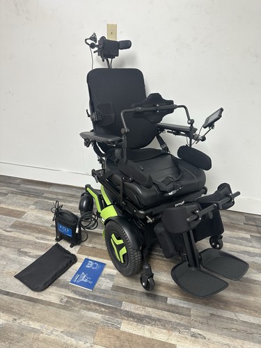 PERMOBIL F5 VS POWER WHEELCHAIR ,STANDING WITH HEAD ARRAY + ATTENDANT, 11 MILES - Picture 4 of 11