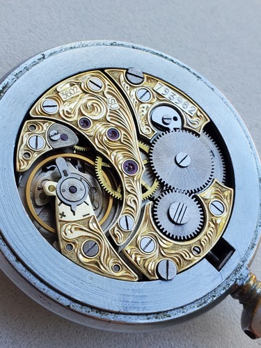 Watch movement hand-engraved
