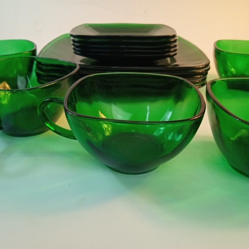 Set Of 15 Anchor Hocking Charm Forest Green Cup & Saucer & Luncheon Plate - Picture 2 of 10