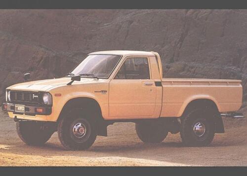 Pair Orange Front Bumper Light Lens For Toyota RN30 Hilux Pickup 1979 - 1983 - Picture 8 of 8