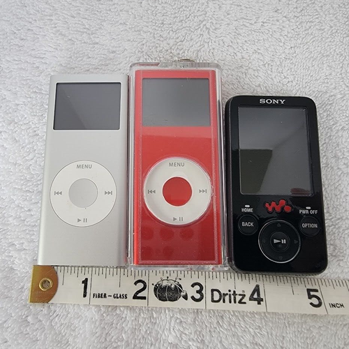 2 APPLE iPod NANO 2nd GENERATION (4 GB) A1199 TESTED & WORK- 1 SONY - UNTESTED - Picture 22 of 22