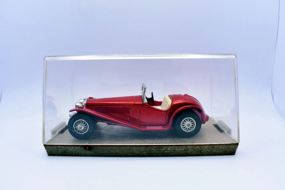 Modellino auto scala 1:43 Riley MPH Y-3 diecast modellismo statico da collezione - Immagine 4 di 4